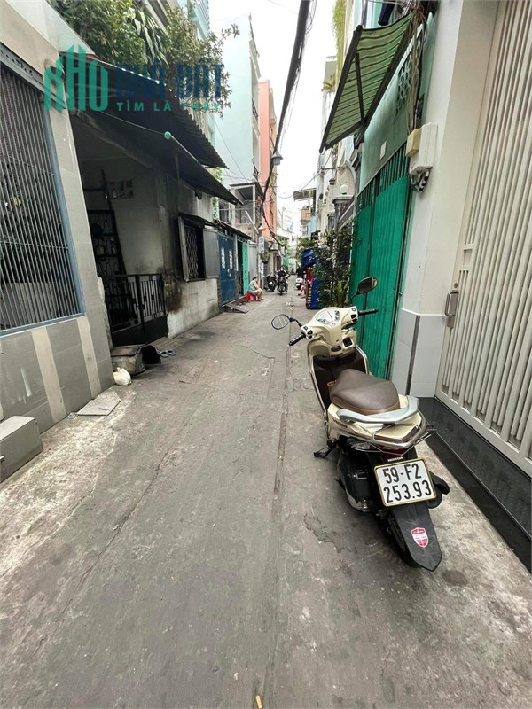 Q3 HUỲNH TỊNH CỦA - SỔ VUÔNG VỨC- 5 TẦNG- 37M2- SÁT HOTEL LAVELA