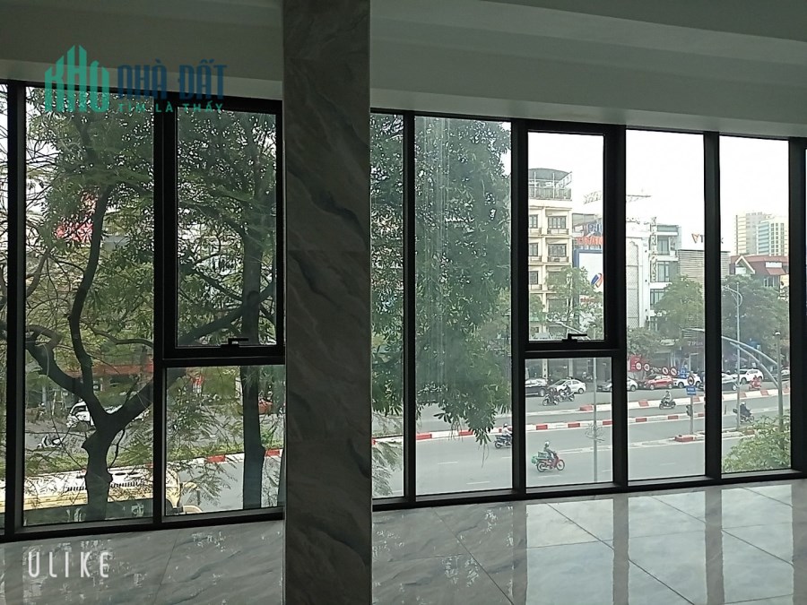 Cho thuê nguyên căn gần ngã tư phố Huế Hai Bà Trưng 50/60T2  giá 90 triệu
