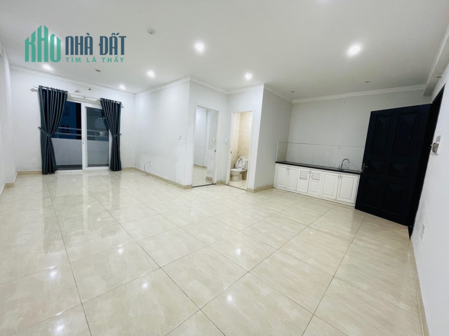 Bán Gấp Căn Hộ 1PN cộng - Rộng 60m2 , Quận 8 gần Võ Văn Kiệt - giá chỉ 1 tỷ 550 - hướng Đông Nam,